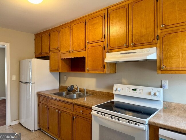 Building Photo - 2913 Horse Shoe Dr