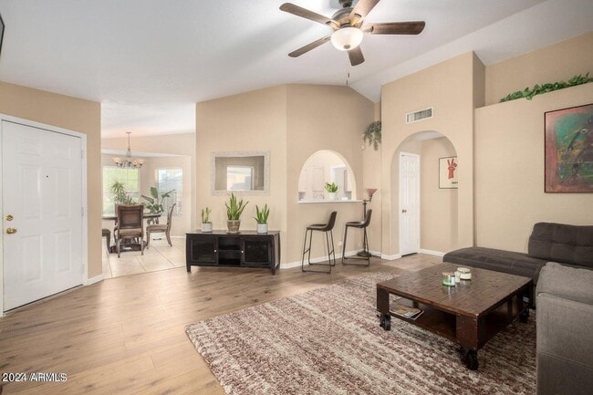 Building Photo - 4326 E Rosemonte Dr
