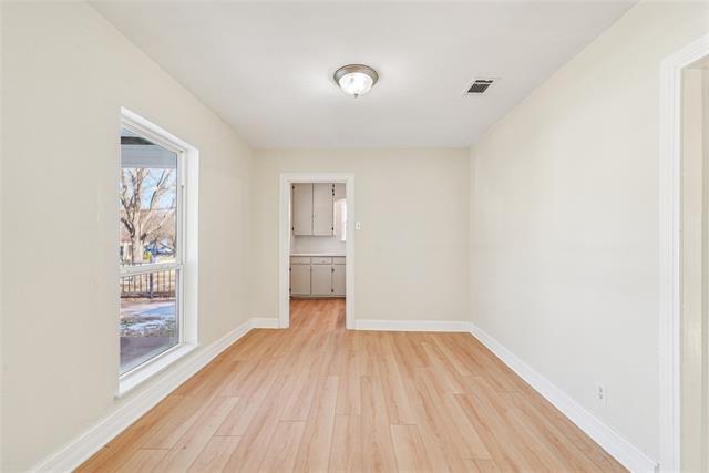 Building Photo - 734 Genoa Ave