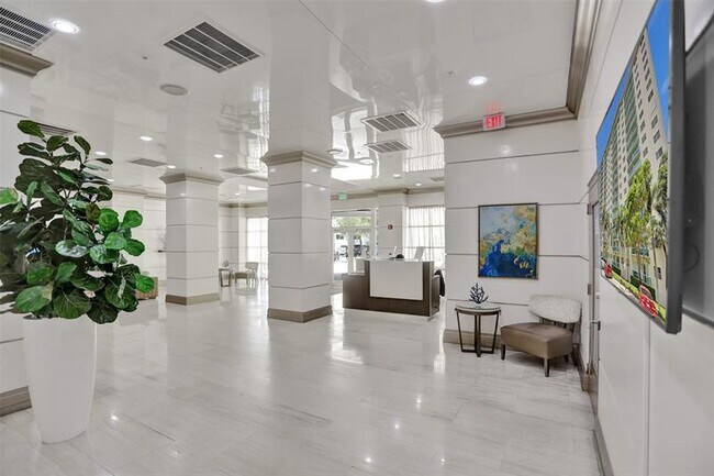 Building Photo - 19390 Collins Ave