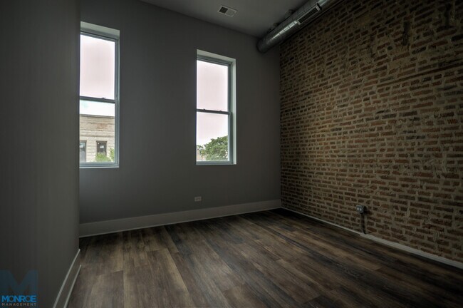 Floorplan - 1758 W. 21st Pl. / 2115 S. Wood St.