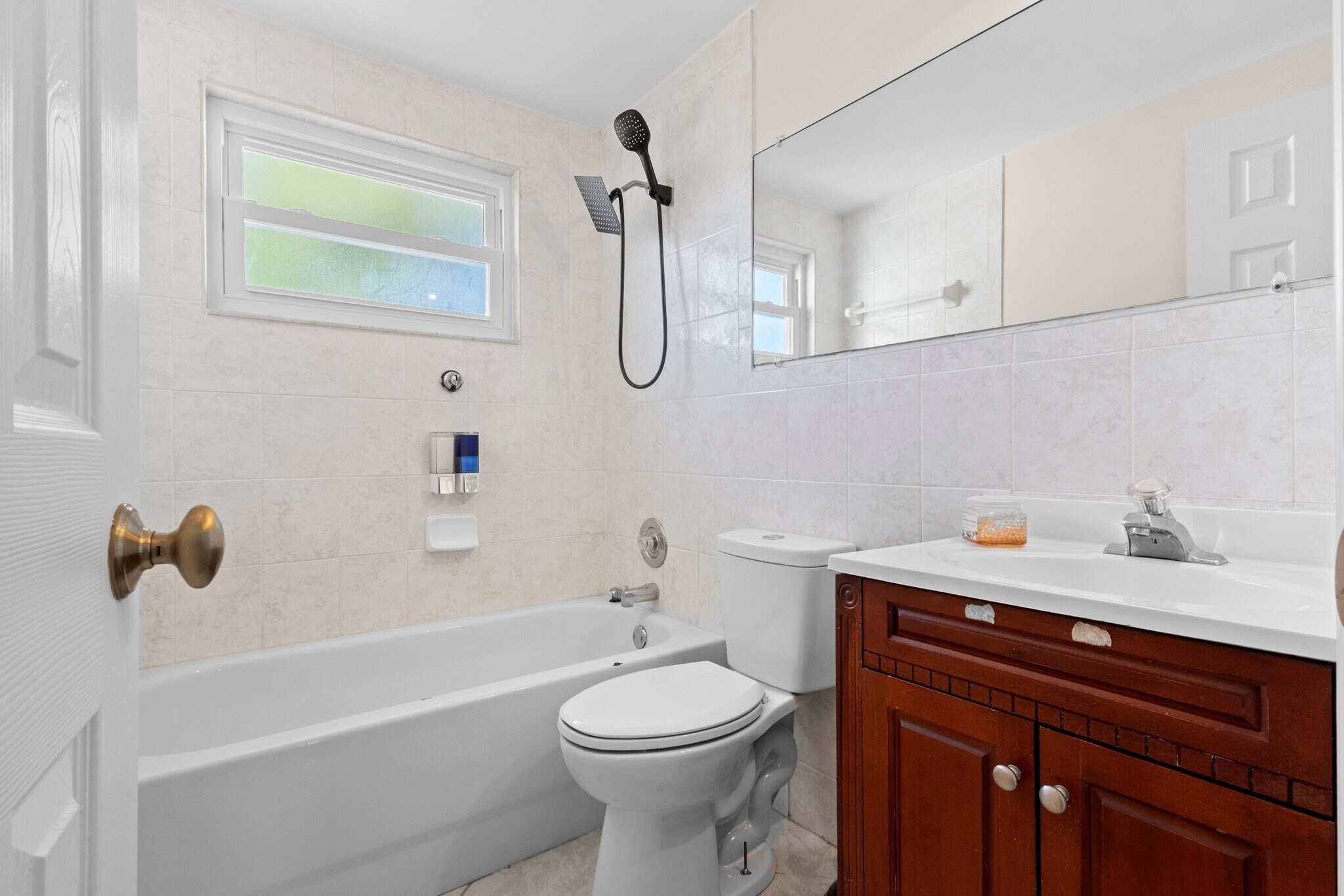 Building Photo - 2509 Sweetwood Dr