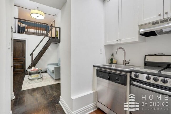 Building Photo - 1 bedroom in NEW YORK NY 10011