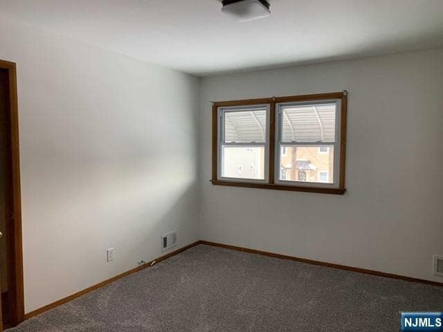 Building Photo - 15 Bernice Pl