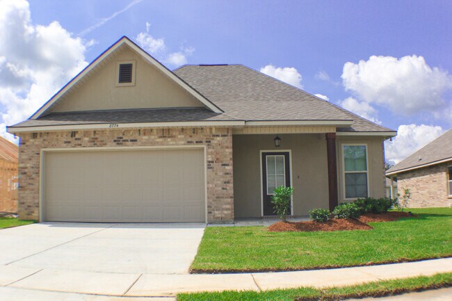 Building Photo - 4BR IN ZACHARY