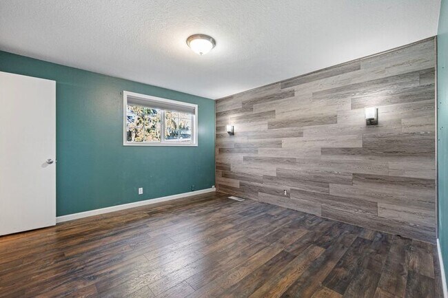 Building Photo - 2577 Elysium Ave