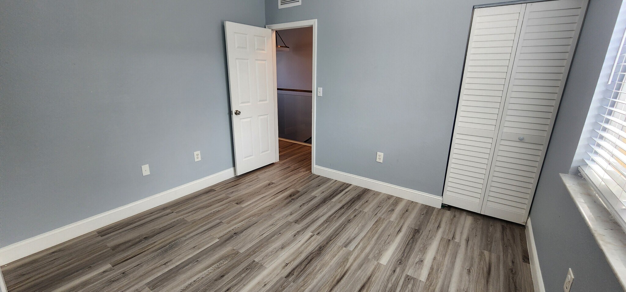 Building Photo - 640 SE 1st St