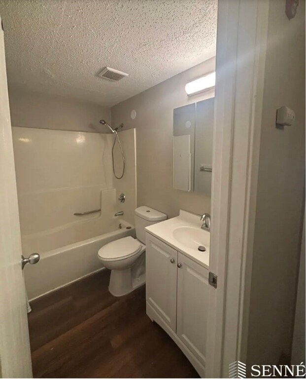 Building Photo - 65 Frank's Ln