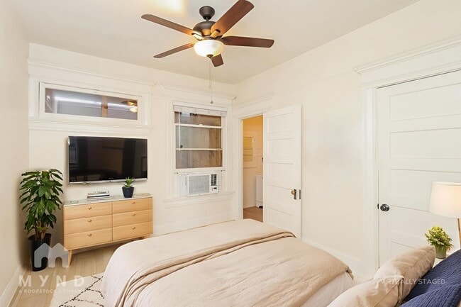 Building Photo - 825 14th St