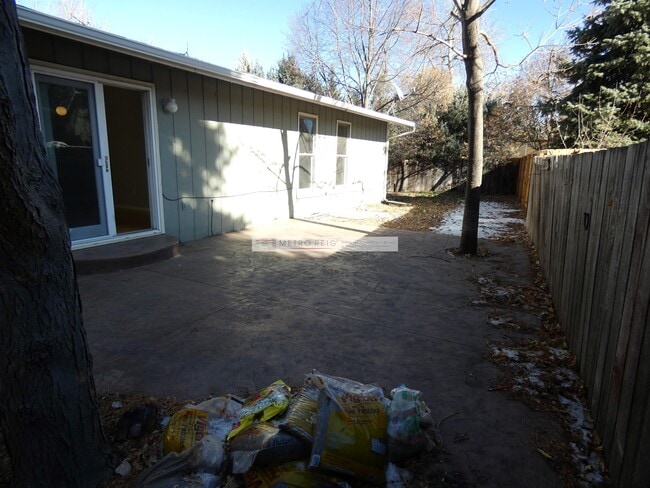 Building Photo - 7576 Matai Ct