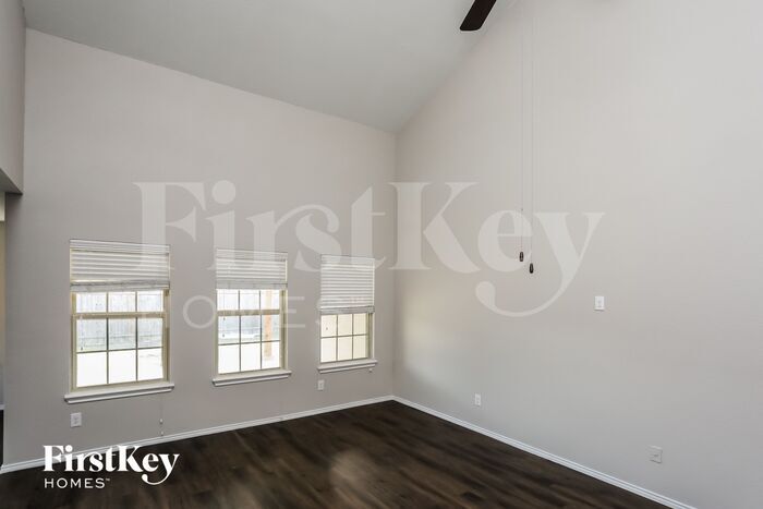 Building Photo - 206 Plantation Dr