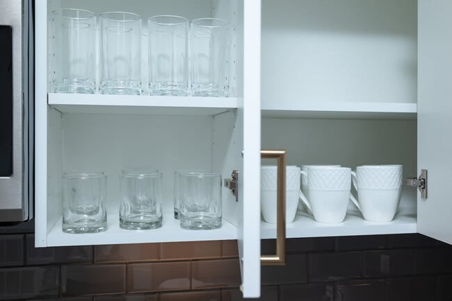 Building Photo - 360 Foley St