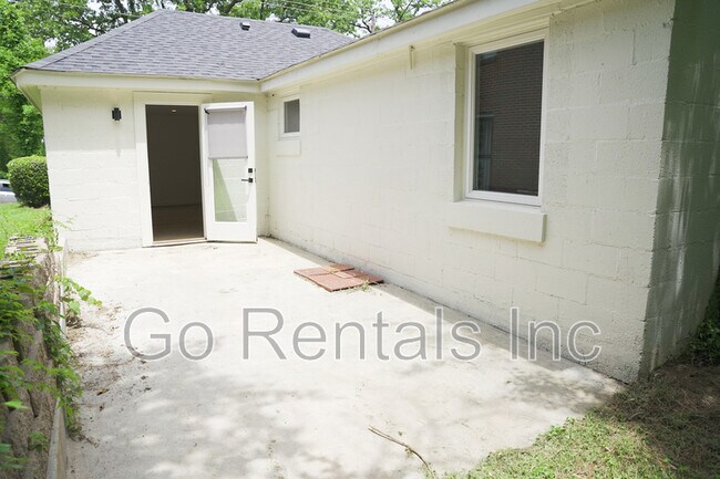 Building Photo - 407 Green Springs Ave S