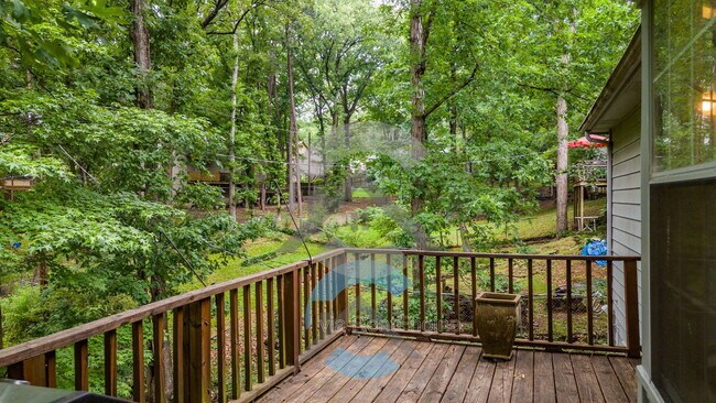 Building Photo - 10 Sweet Gum Ct