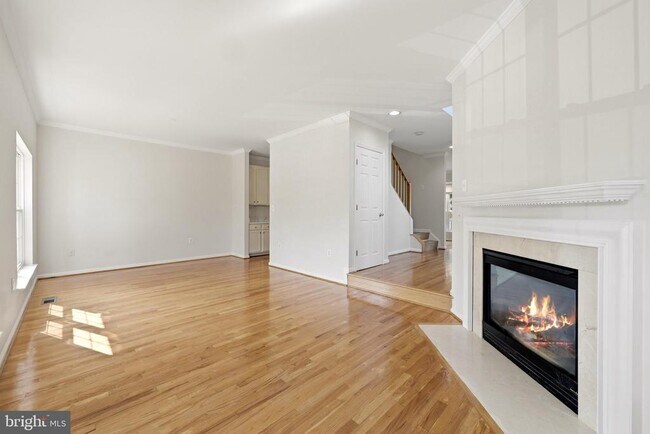 Building Photo - 45805 Marlane Terrace