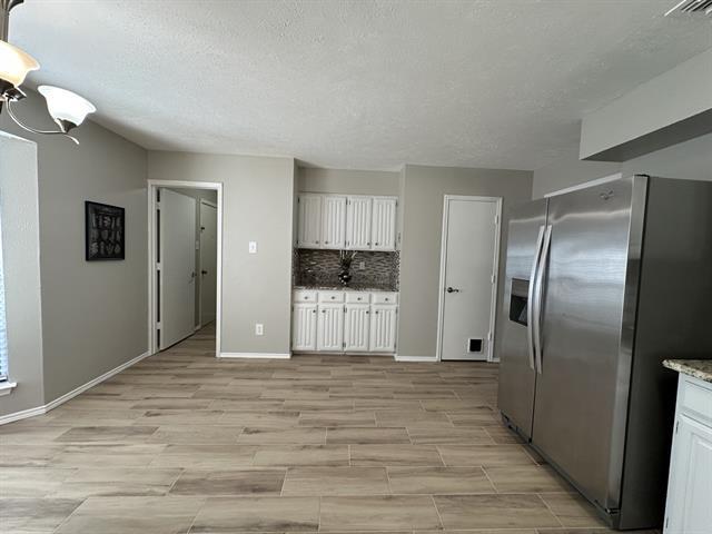 Building Photo - 122 Creekside Ln