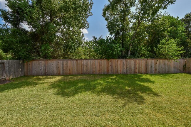 Building Photo - 21223 Pennshore Ln