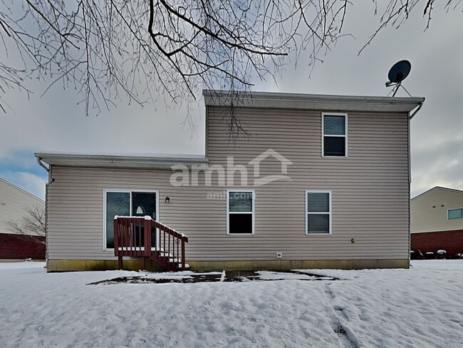 Building Photo - 439 Parkview Ct