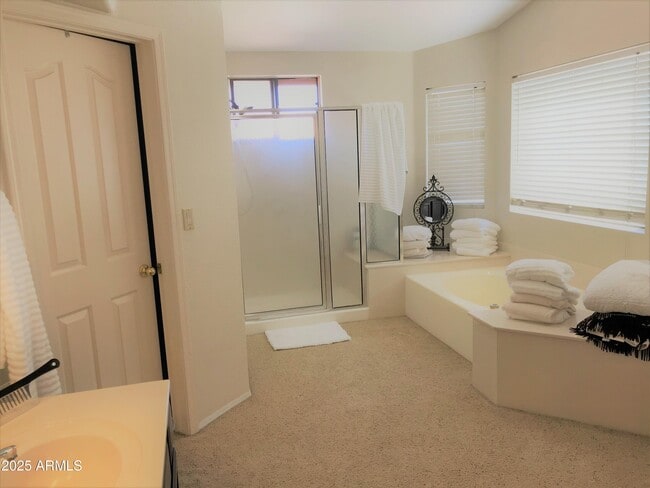 Building Photo - 19027 N 74th Ave