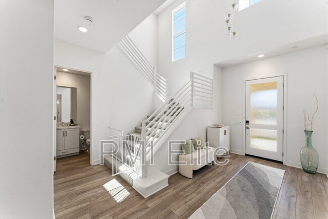 Building Photo - 28657 Windbreak Tr