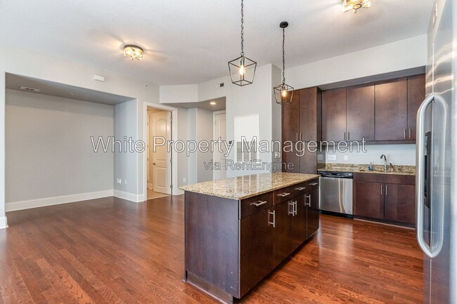 Building Photo - 4625 Piedmont Row Dr