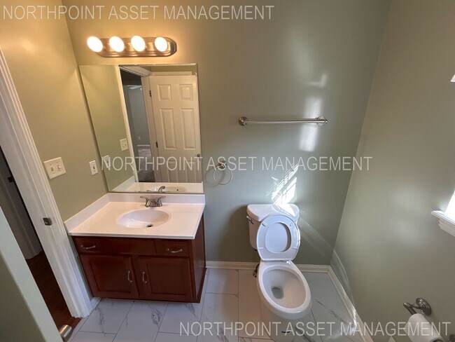 Building Photo - Welcome to 4 Bedroom and 3.5 Bath Home In ...