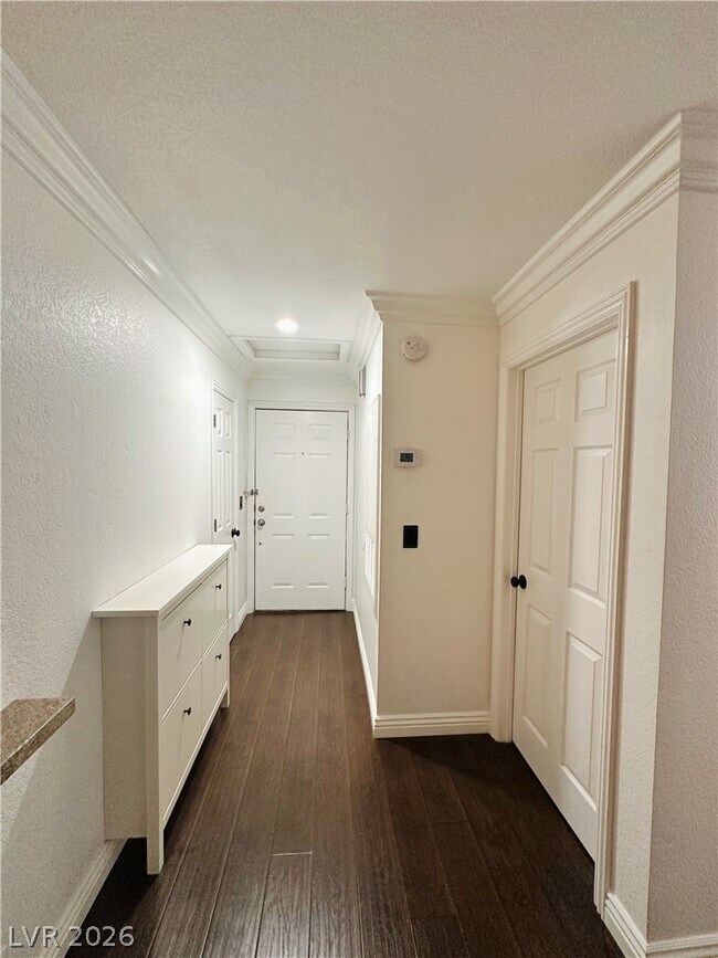 Building Photo - 2200 S Fort Apache Rd