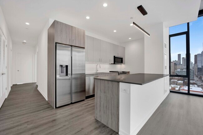 Building Photo - 808 N Cleveland Ave