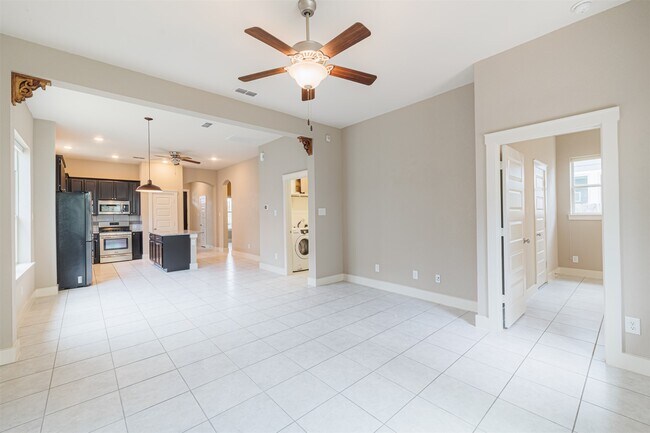 Building Photo - 16831 Osprey Bend Dr