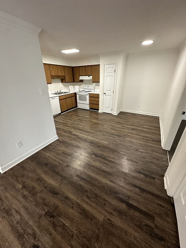 Building Photo - 2 Bedroom 2 Bathroom Condo!