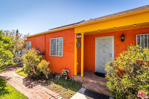 Building Photo - 6445 Tujunga Ave
