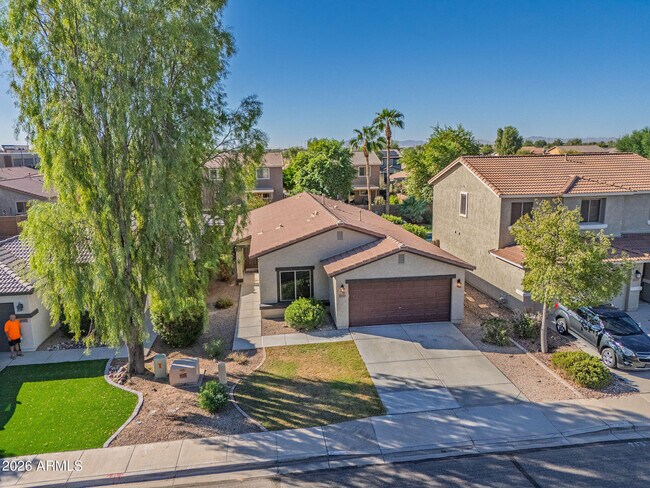 Building Photo - 45023 Miramar Rd