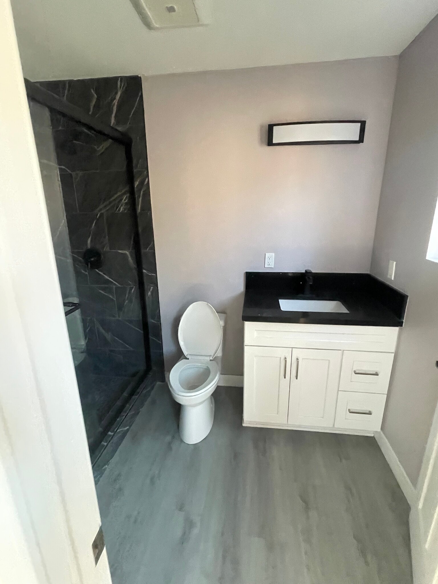 Building Photo - 5029 Cutler Ave