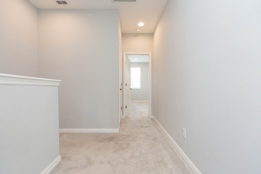 Building Photo - 26344 Limestone Springs Way