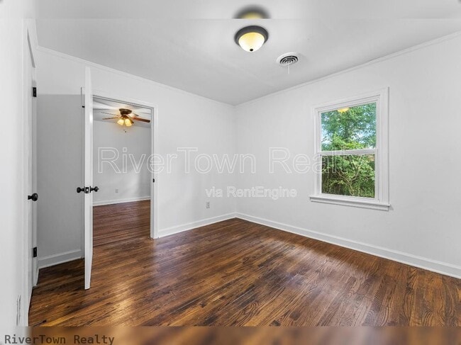 Building Photo - 810 Indian Dr