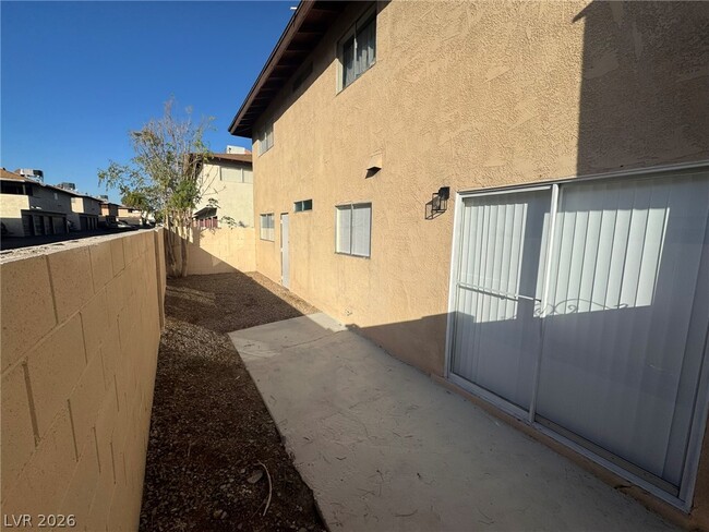 Building Photo - 2743 Kline Cir