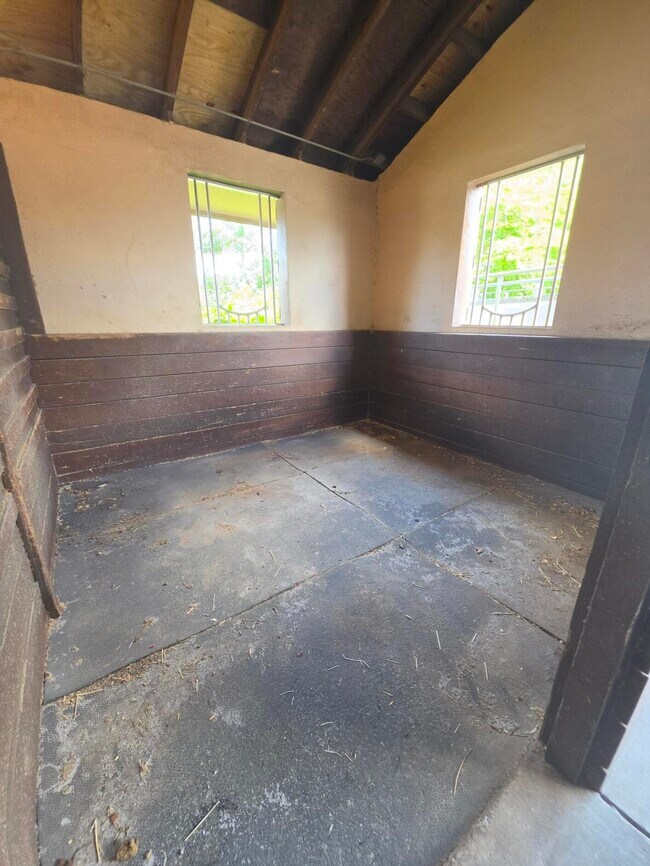 Building Photo - 14127 Equestrian Way