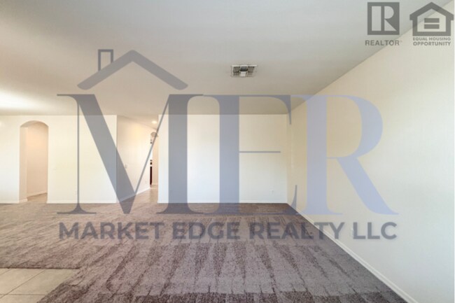 Building Photo - 4Bed/2.5Bath House at Litchfield/Greenway! Move-In Ready on 08/06/2026!