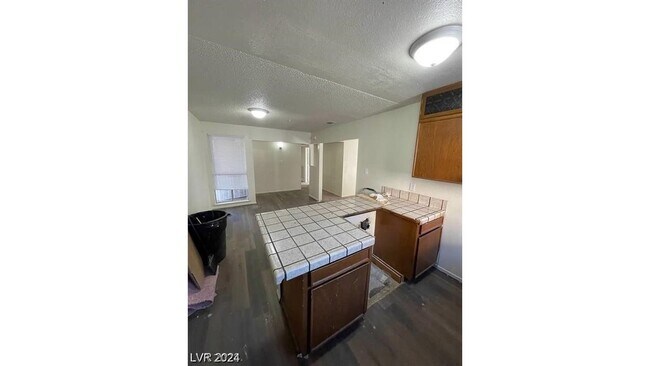 Building Photo - 3955 Ventura Way