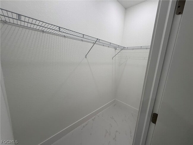 Building Photo - 3311 72nd St W