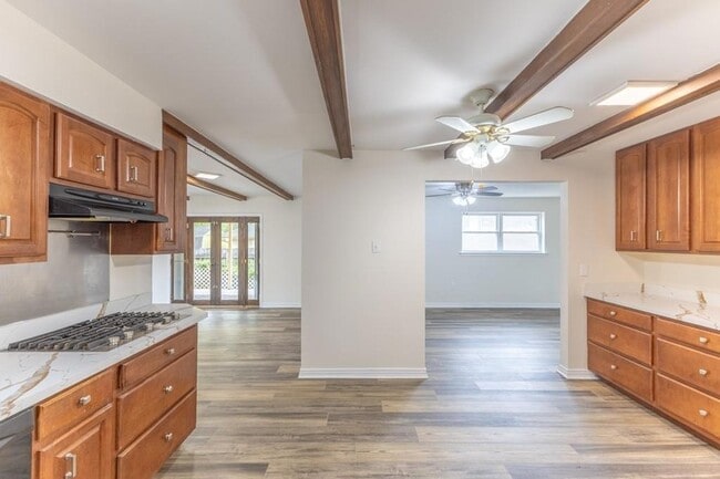 Building Photo - 4419 Knight Dr
