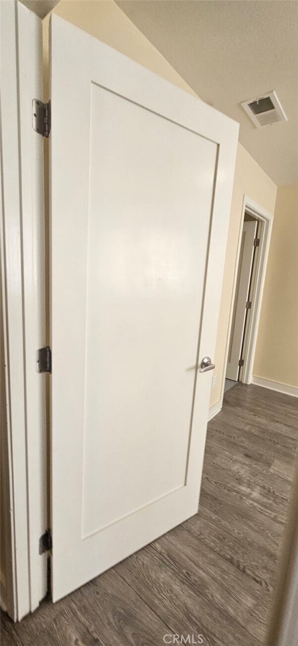 Building Photo - 1631 E 85th St