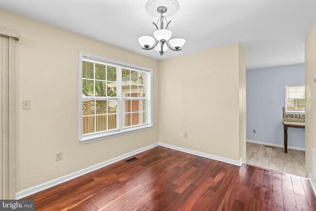 Building Photo - 8540 Harvest View Ct