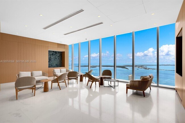 Building Photo - 300 Biscayne Blvd Way