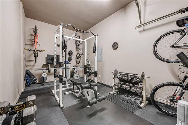 Building Photo - 1804 Briaroaks Dr