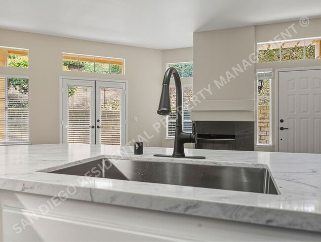 Building Photo - Beautifully Remodeled and Bright in the Perfect Carmel Mountain Ranch Location