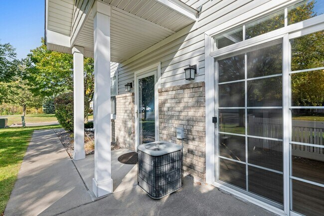 Building Photo - 20367 Kensfield Trail
