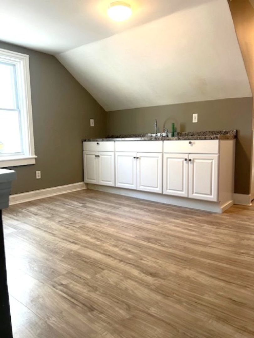 Building Photo - 718-720 Charles Street