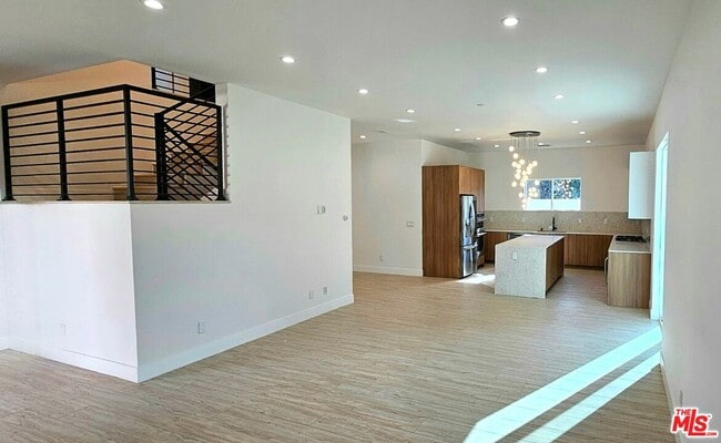 Building Photo - 15224 W Holyland Dr