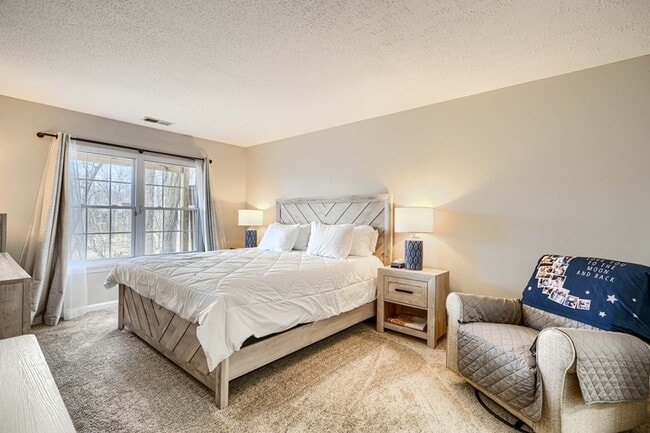 Building Photo - 4820 Dorsey Hall Dr